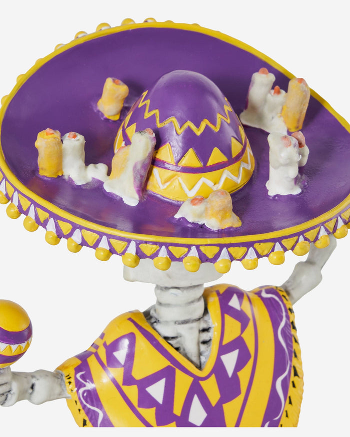 Los Angeles Lakers Calavera Glow in the Dark Bobblehead FOCO - FOCO.com