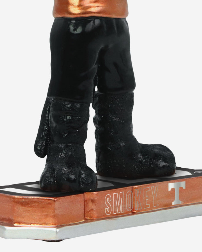 Smokey Tennessee Volunteers Electroplated Edition Bobblehead FOCO - FOCO.com