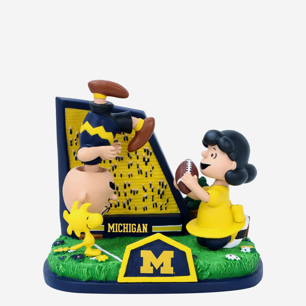 Michigan Wolverines Peanuts Football Kickoff Mini Bobblehead Scene FOCO - FOCO.com