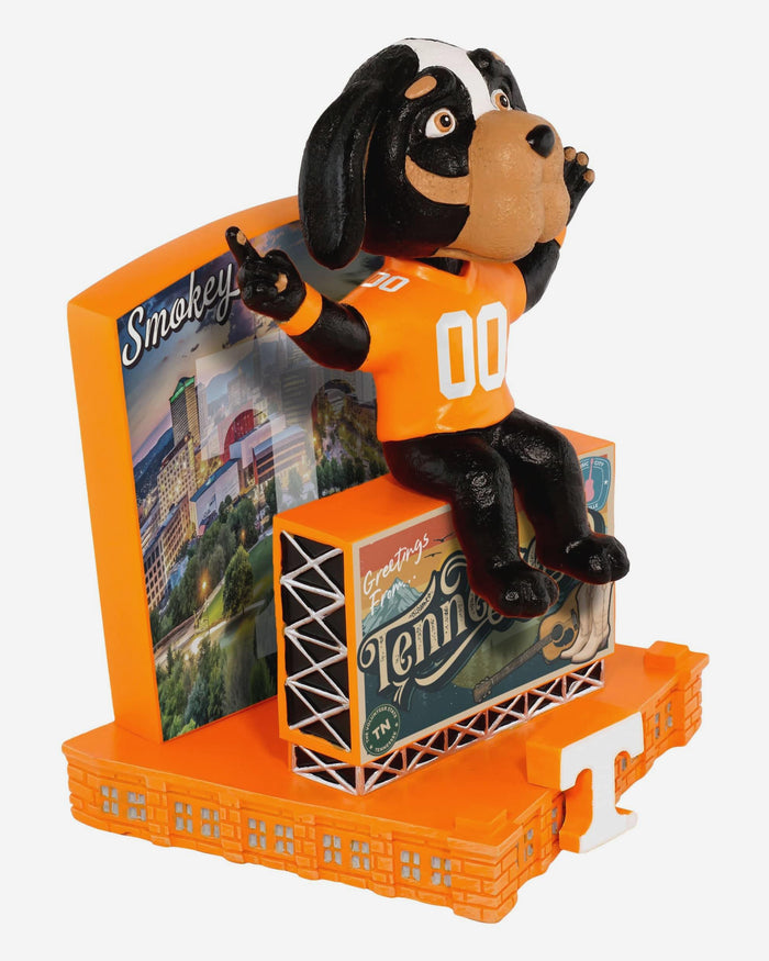 Smokey Tennessee Volunteers Greetings From Mascot Bobblehead FOCO - FOCO.com