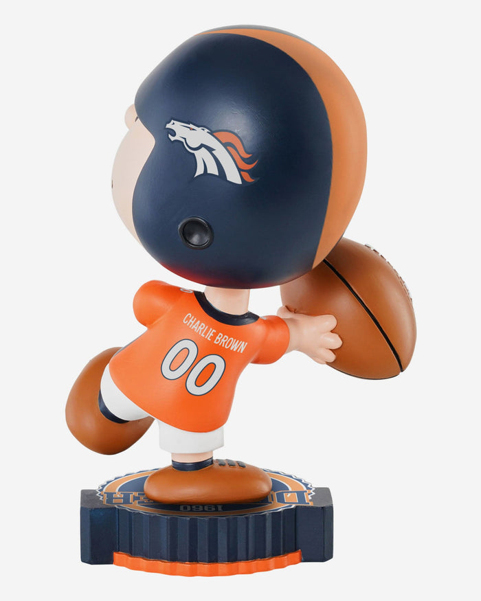 Denver Broncos Charlie Brown Peanuts Bighead Bobblehead FOCO - FOCO.com