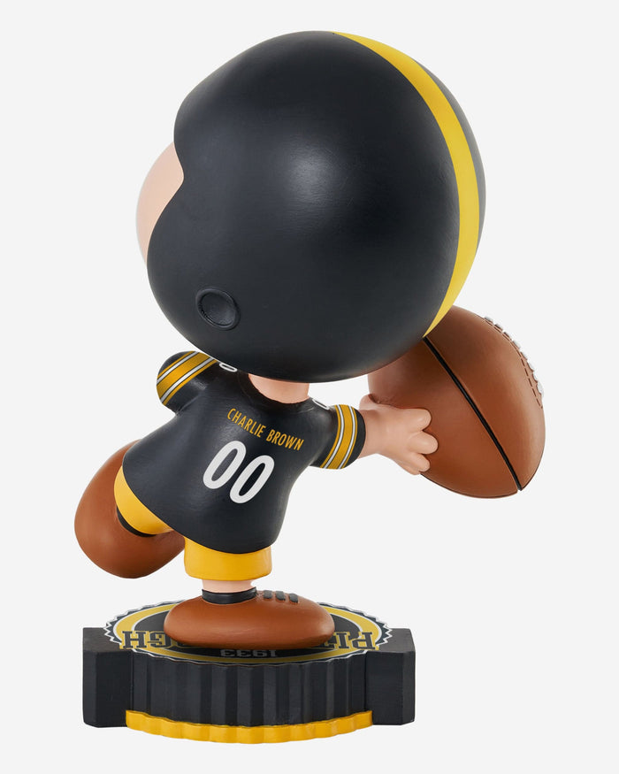 Pittsburgh Steelers Charlie Brown Peanuts Bighead Bobblehead FOCO - FOCO.com