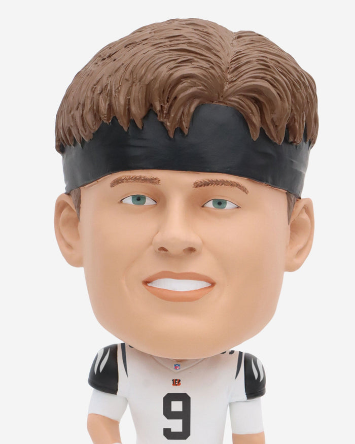 Joe Burrow Cincinnati Bengals White Tiger Stripe Uniform Field Stripe Bighead Bobblehead FOCO - FOCO.com