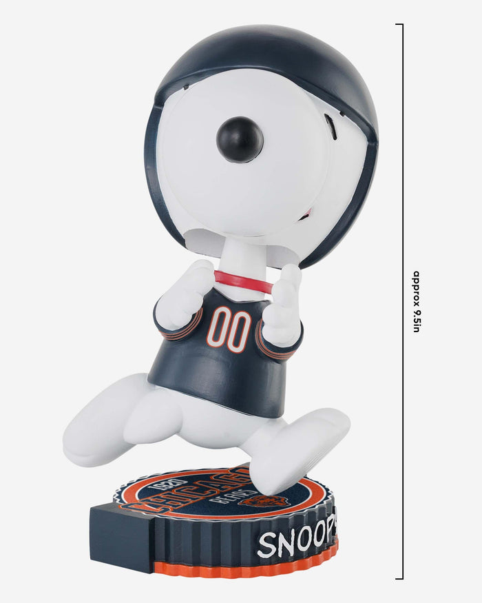 Chicago Bears Snoopy Peanuts Bighead Bobblehead FOCO - FOCO.com