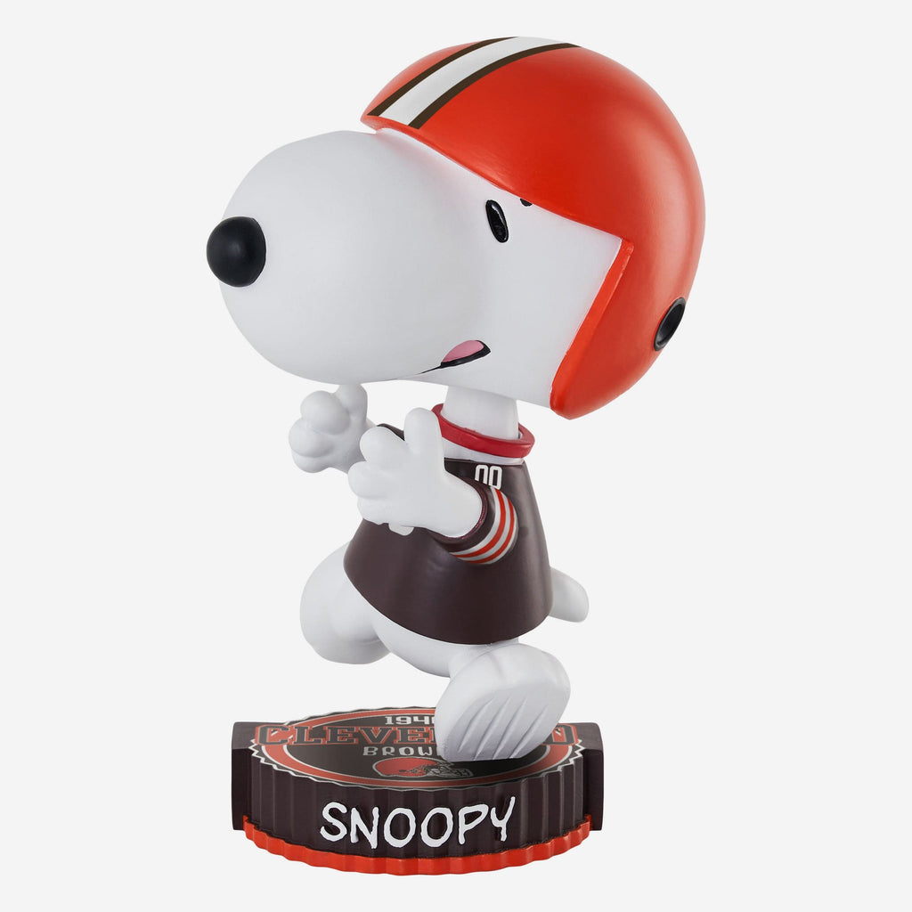 Cleveland Browns Snoopy Peanuts Bighead Bobblehead FOCO - FOCO.com