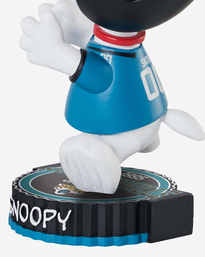 Jacksonville Jaguars Snoopy Peanuts Bighead Bobblehead FOCO - FOCO.com