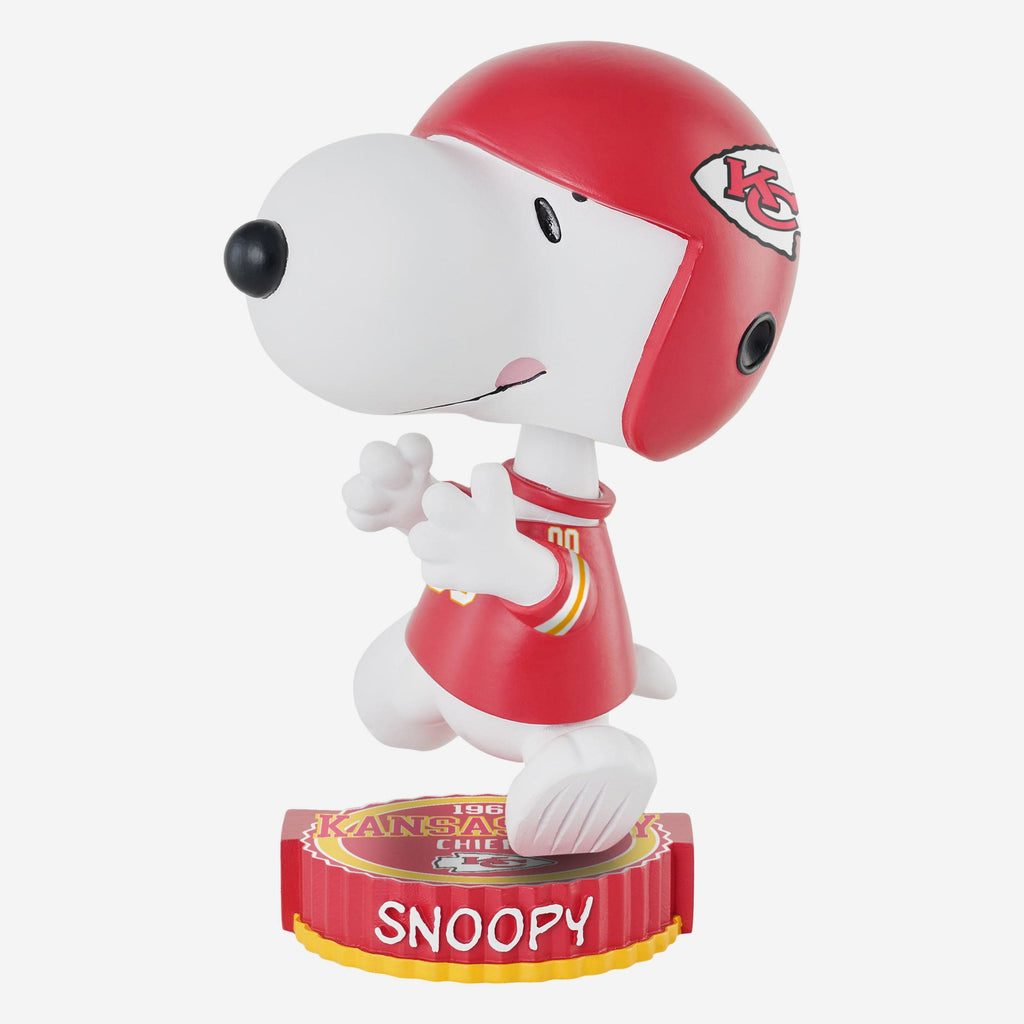 Kansas City Chiefs Snoopy Peanuts Bighead Bobblehead FOCO - FOCO.com