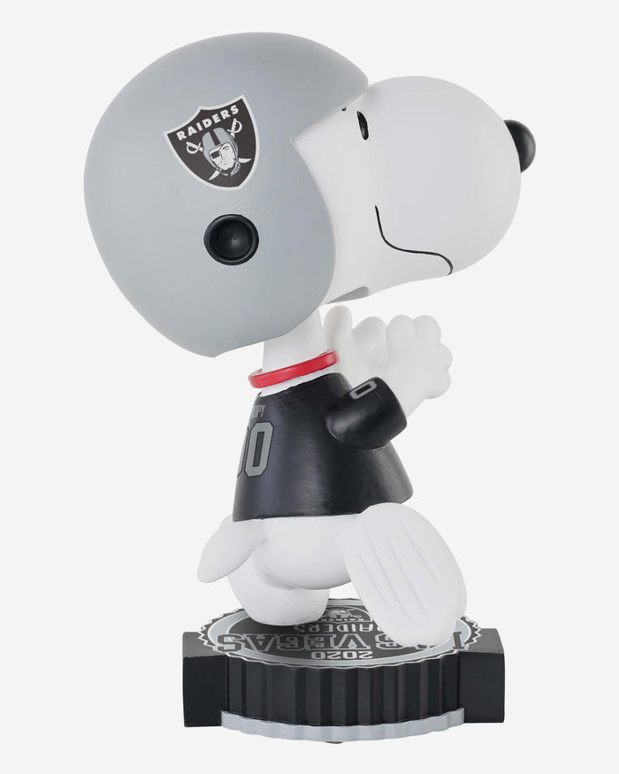 Las Vegas Raiders Snoopy Peanuts Bighead Bobblehead FOCO - FOCO.com