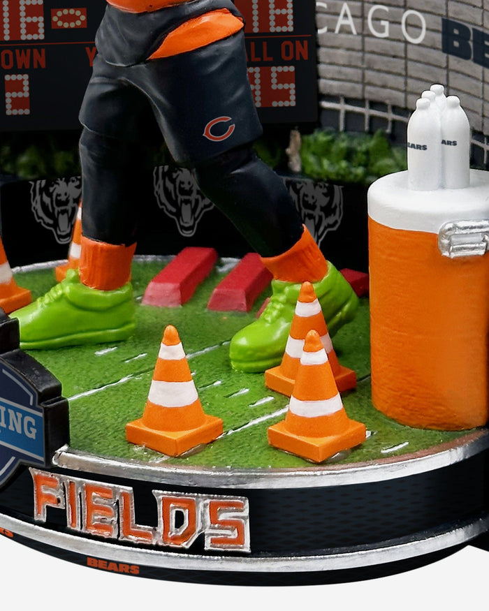 Justin Fields Chicago Bears 2023 Training Camp Mini Bobblehead Scene FOCO - FOCO.com