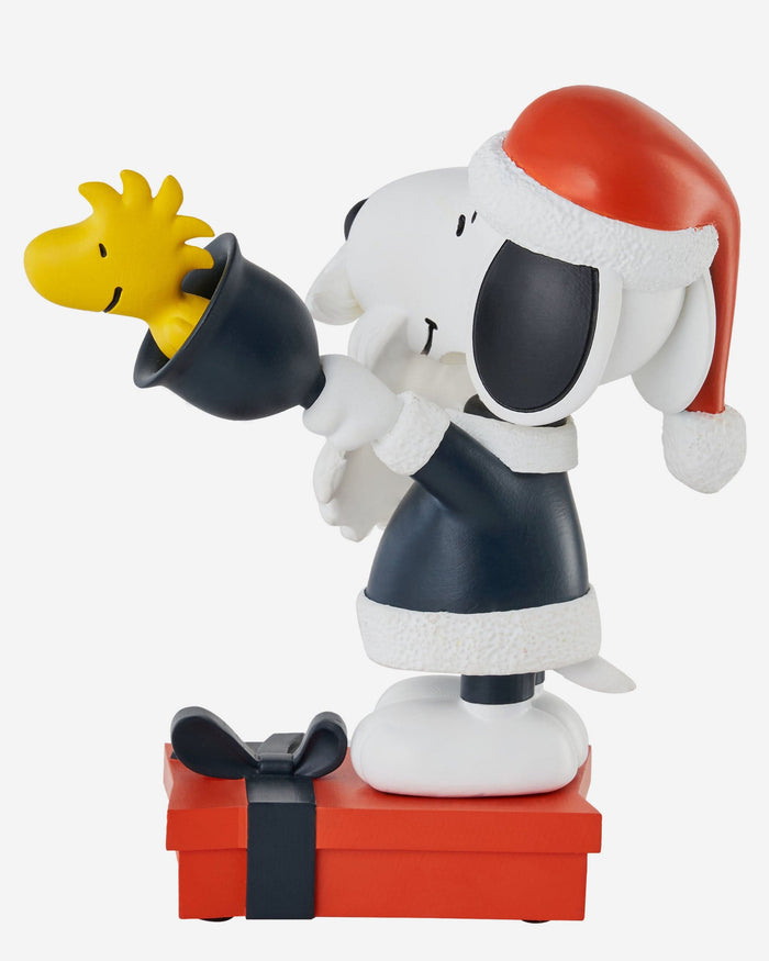 Chicago Bears Snoopy & Woodstock Peanuts Christmas Special Bobblehead FOCO - FOCO.com