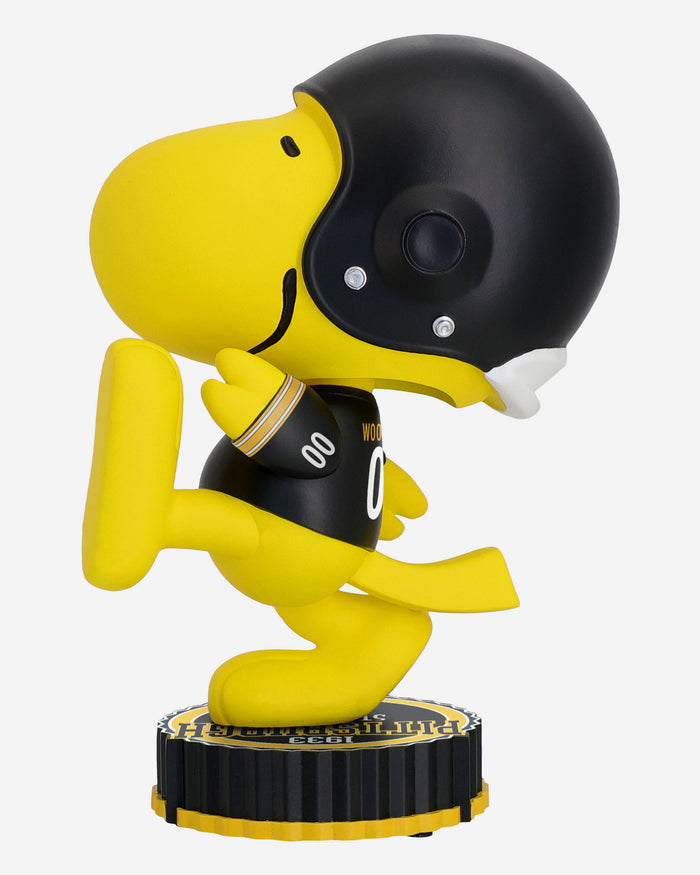 Pittsburgh Steelers Woodstock Peanuts Bighead Bobblehead FOCO - FOCO.com