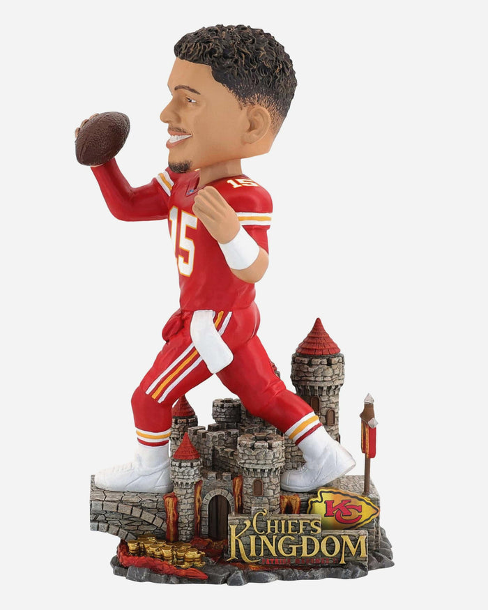 Patrick Mahomes Kansas City Chiefs Kingdom Bobblehead FOCO - FOCO.com