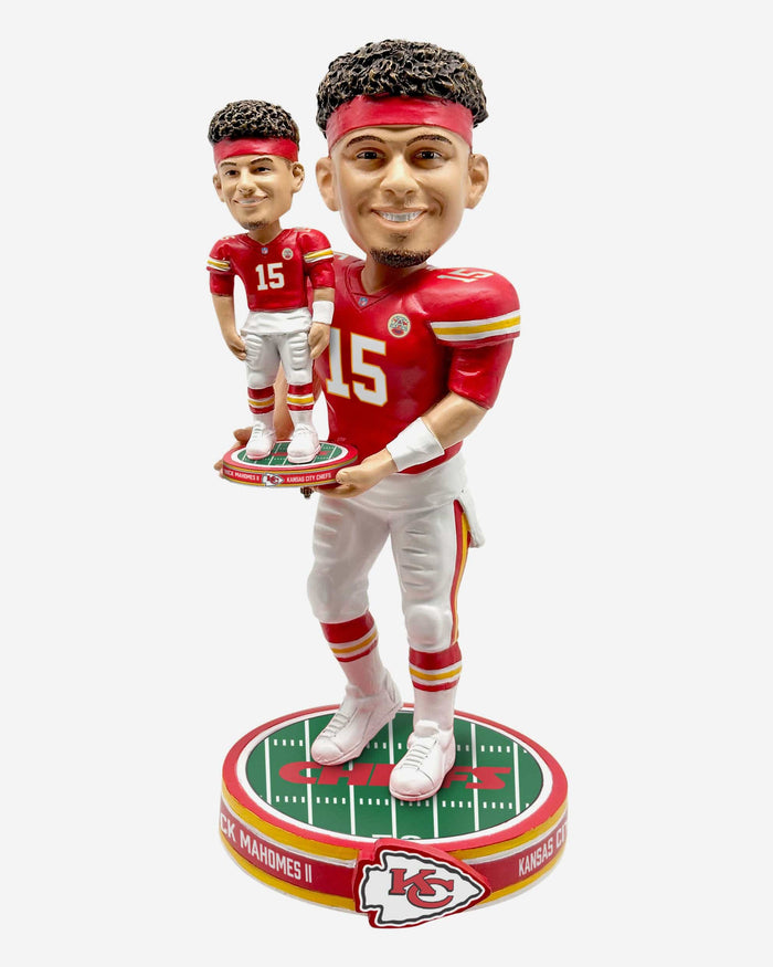 Patrick Mahomes Kansas City Chiefs Bobble Dubblz Bobblehead FOCO - FOCO.com