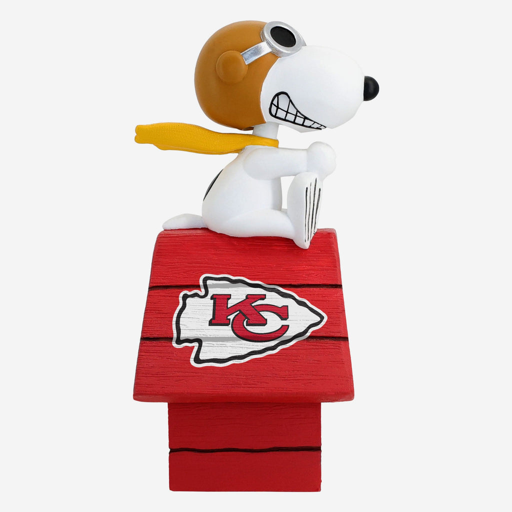 Kansas City Chiefs Snoopy 2024 Peanuts Flying Ace Bobblehead FOCO - FOCO.com