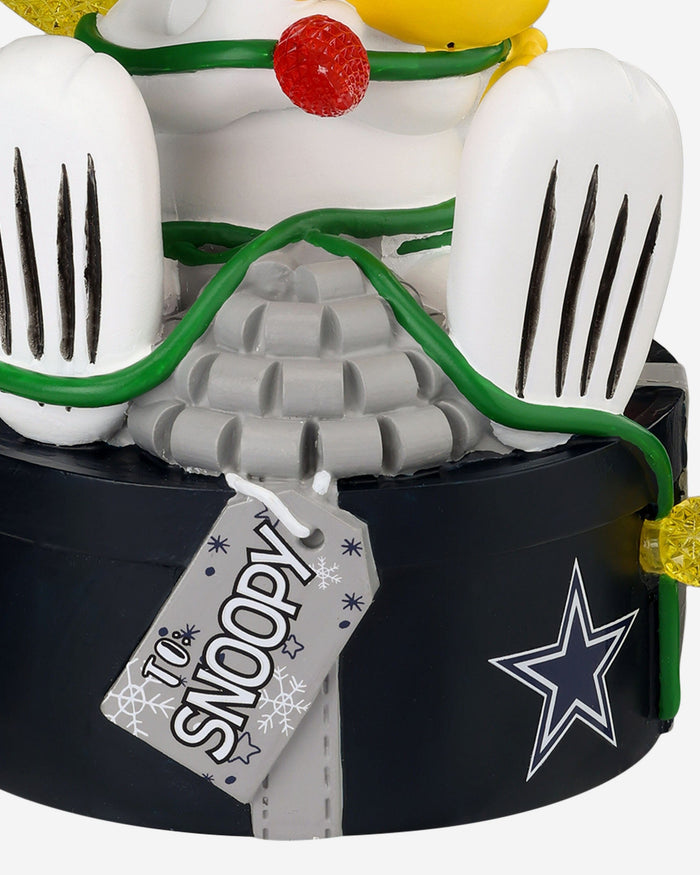 Dallas Cowboys Snoopy & Woodstock Peanuts Christmas Light Up Bobblehead FOCO - FOCO.com