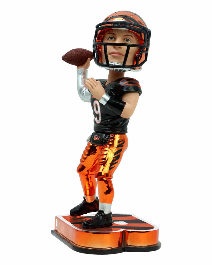 Joe Burrow Cincinnati Bengals Electroplated Edition Bobblehead FOCO - FOCO.com