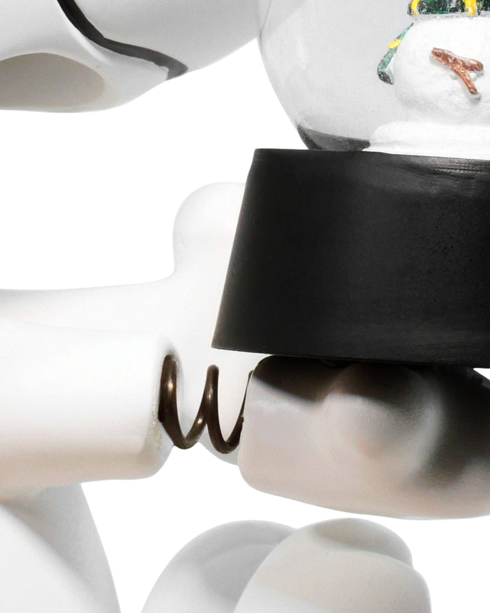 Green Bay Packers Snoopy Peanuts Snow Globe Bobblehead FOCO - FOCO.com