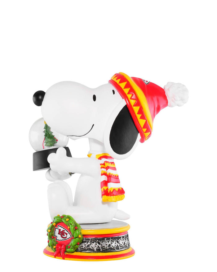 Kansas City Chiefs Snoopy Peanuts Snow Globe Bobblehead FOCO - FOCO.com