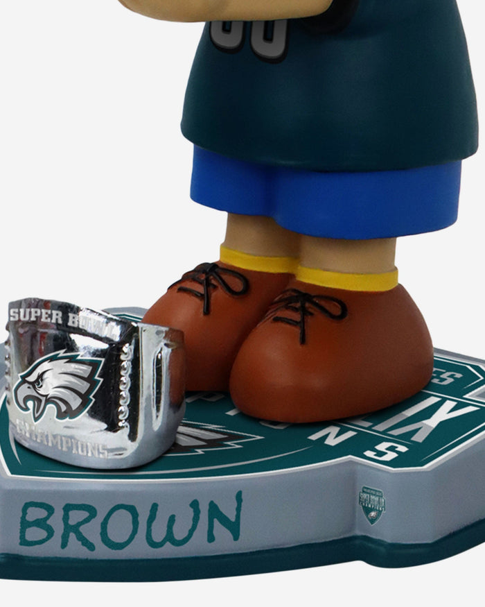 Philadelphia Eagles Charlie Brown Peanuts Super Bowl LIX Champions Ring Bobblehead FOCO - FOCO.com