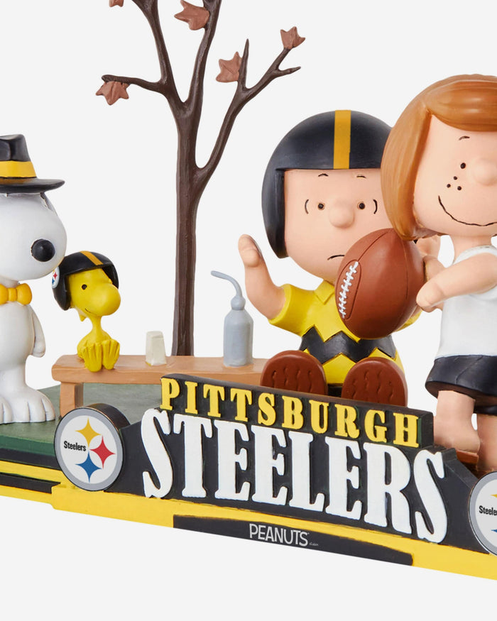 Pittsburgh Steelers Peanuts Gang Mini Bobblehead Scene FOCO - FOCO.com