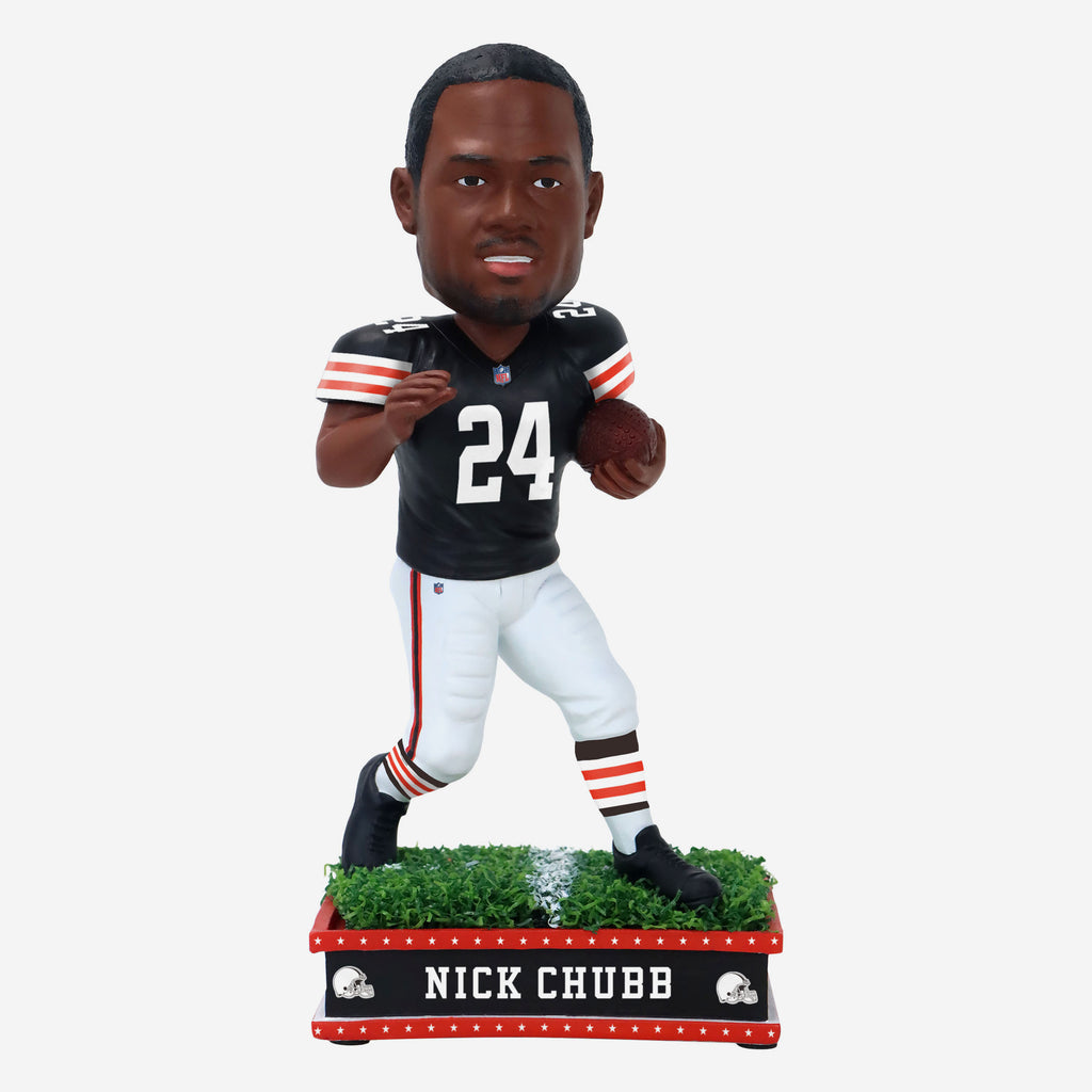 Nick Chubb Cleveland Browns Field Star Bobblehead FOCO - FOCO.com