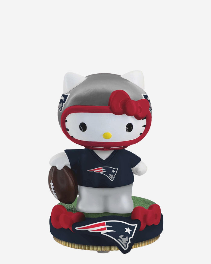 New England Patriots Hello Kitty® Mini Bighead Bobblehead FOCO - FOCO.com