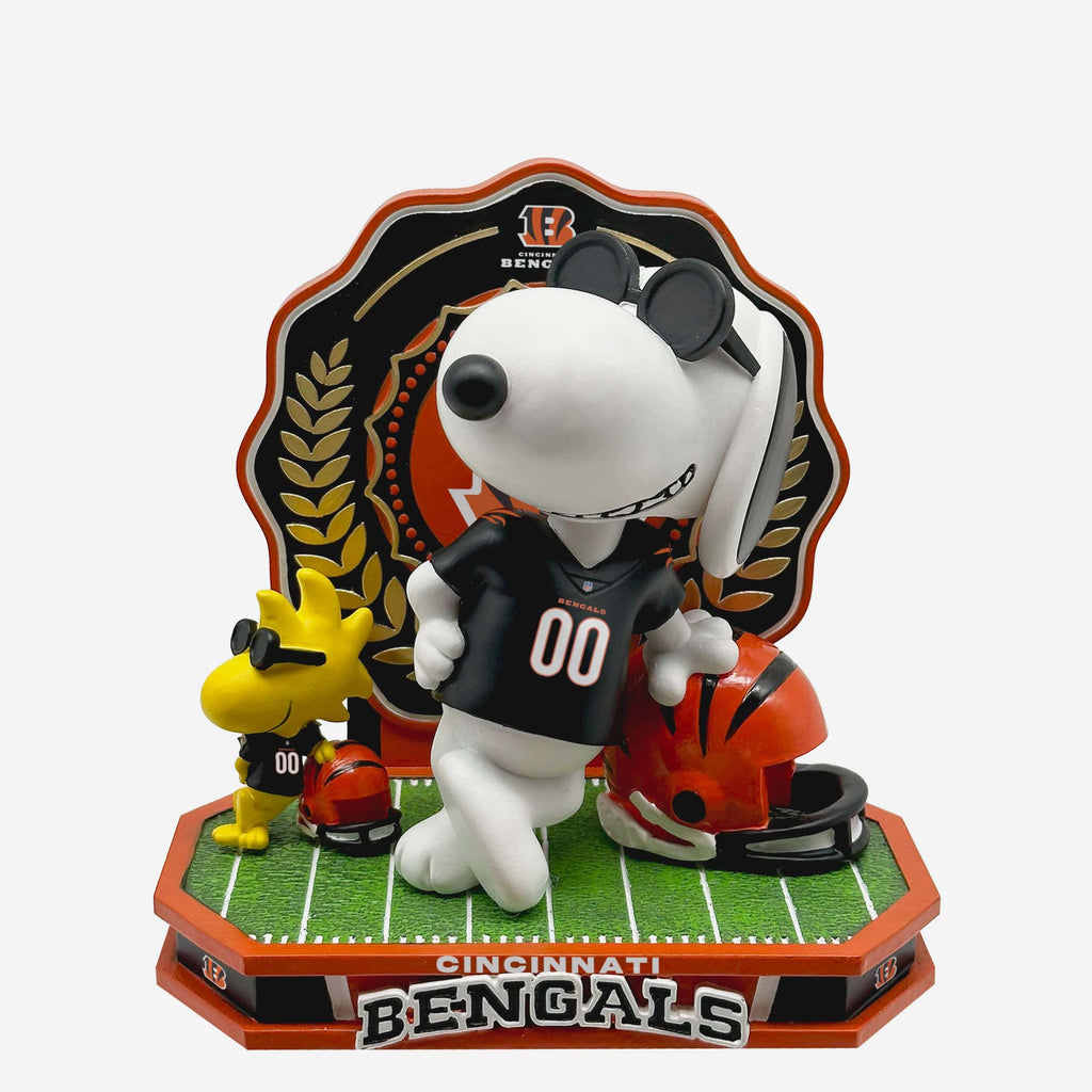 Cincinnati Bengals Snoopy & Woodstock Joe Cool Peanuts Dual Bobblehead FOCO - FOCO.com