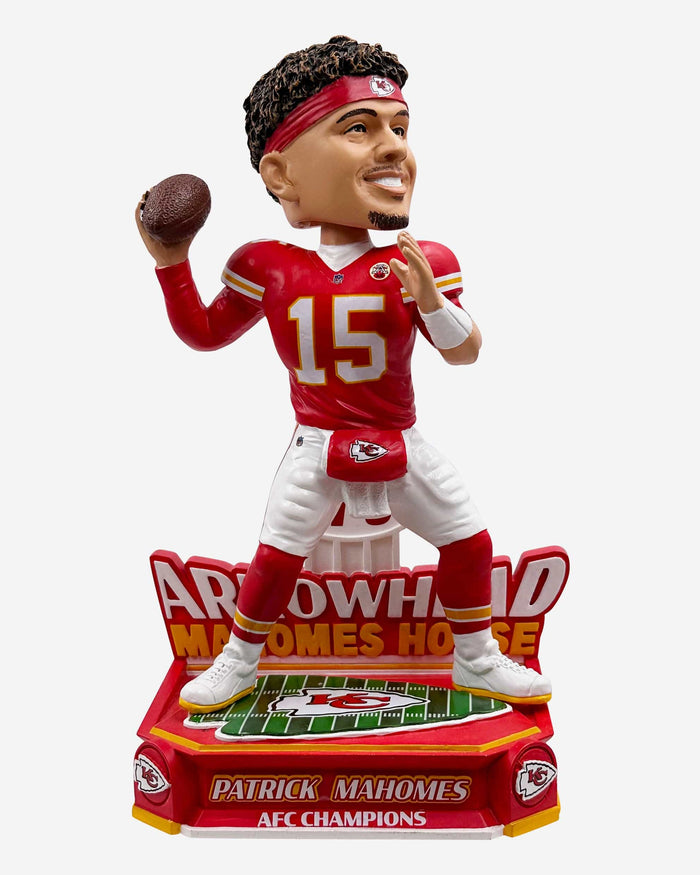 Patrick Mahomes Kansas City Chiefs Its Arrowhead Bobblehead FOCO - FOCO.com