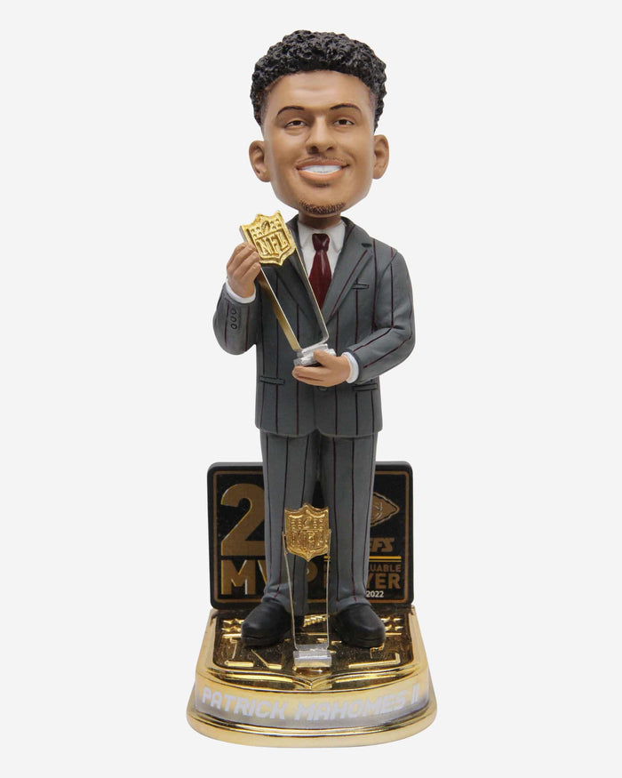 Patrick Mahomes Kansas City Chiefs 2X NFL MVP Bobblehead FOCO - FOCO.com