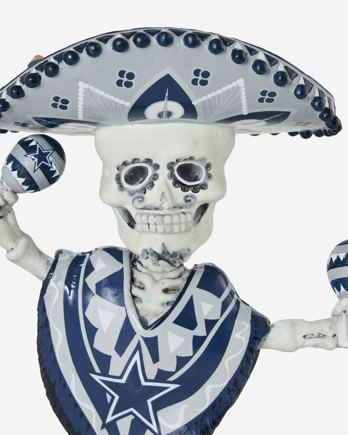 Dallas Cowboys Calavera Glow in the Dark Bobblehead FOCO - FOCO.com