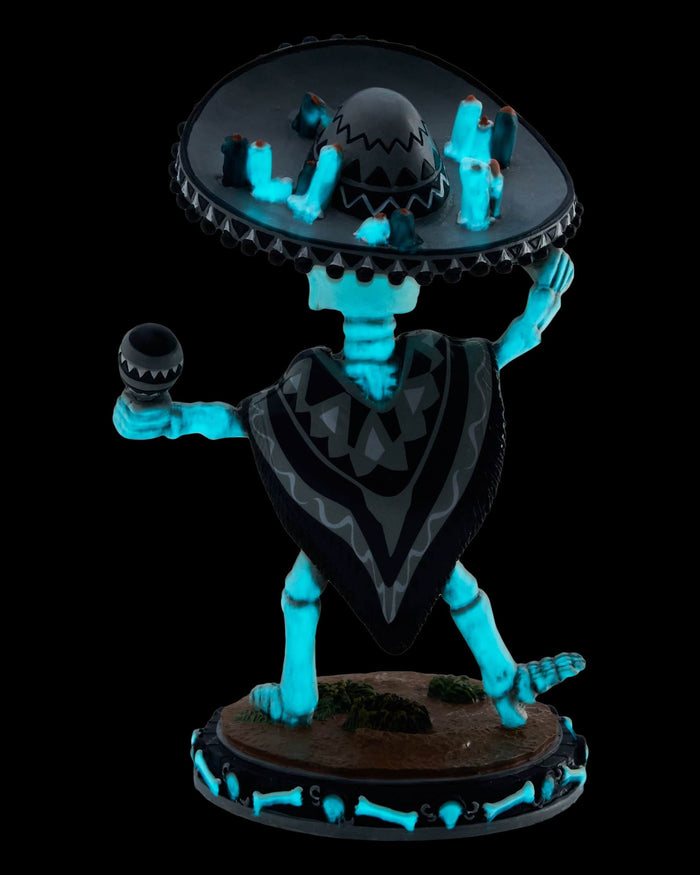 Dallas Cowboys Calavera Glow in the Dark Bobblehead FOCO - FOCO.com