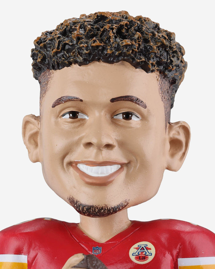 Patrick Mahomes Kansas City Chiefs Bank Bobblehead FOCO - FOCO.com