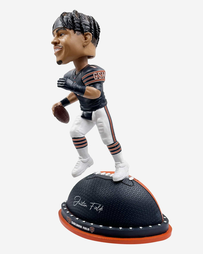 Justin Fields Chicago Bears Magnetic Stadium Base Bobblehead FOCO - FOCO.com