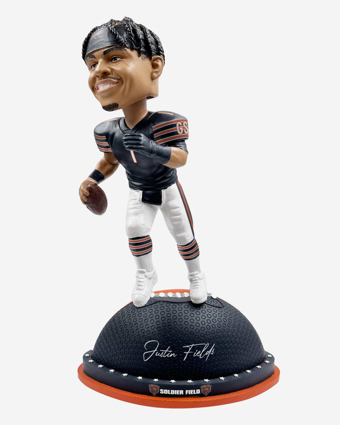 Justin Fields Chicago Bears Magnetic Stadium Base Bobblehead FOCO - FOCO.com