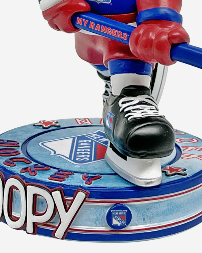 New York Rangers Snoopy Peanuts Bighead Bobblehead FOCO - FOCO.com