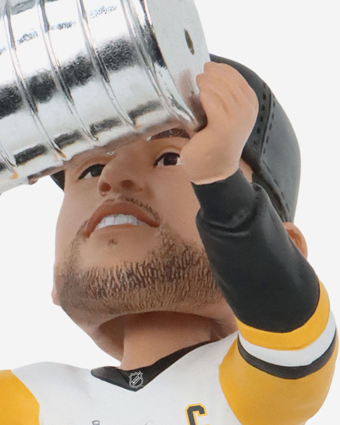 Sidney Crosby Pittsburgh Penguins Sports Illustrated Cover Bobblehead FOCO - FOCO.com