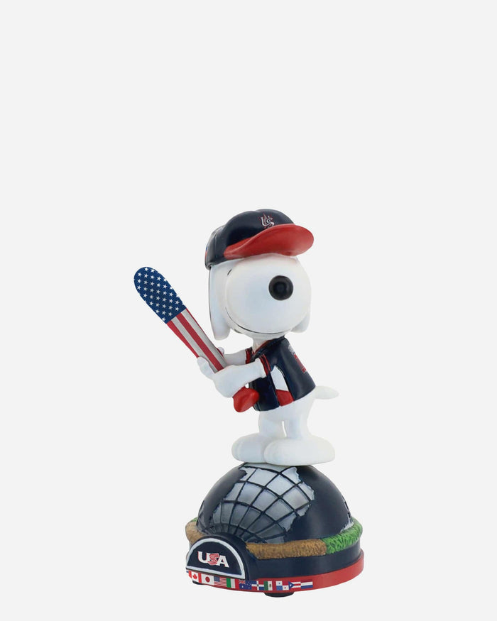 USA Snoopy Peanuts 2026 World Baseball Classic Bobblehead FOCO - FOCO.com