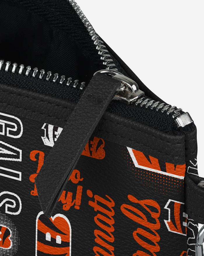 Cincinnati Bengals Spirited Style Printed Collection Repeat Logo Wristlet FOCO - FOCO.com