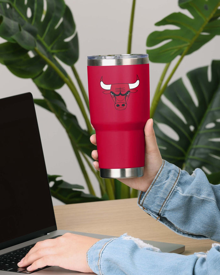 Chicago Bulls Team Logo 30 oz Tumbler FOCO - FOCO.com