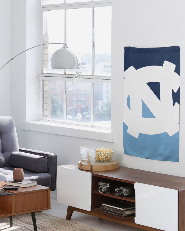 North Carolina Tar Heels Vertical Flag FOCO - FOCO.com