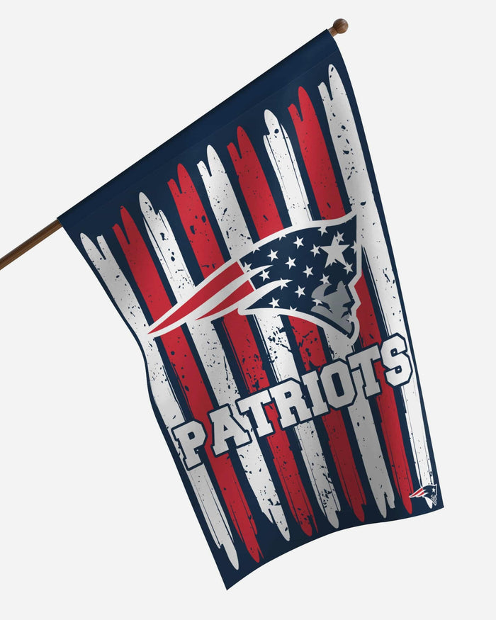 New England Patriots Brushstroke Americana Vertical Flag FOCO - FOCO.com