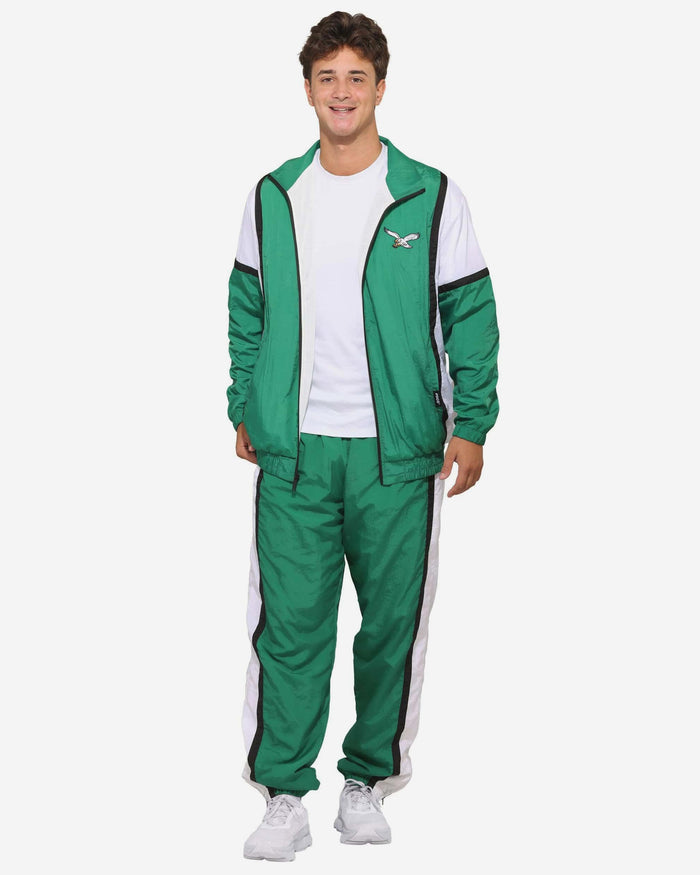 Philadelphia Eagles Kelly Green Nylon Crinkle Gameday Jacket FOCO S - FOCO.com