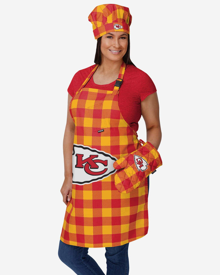 Kansas City Chiefs Plaid Chef Set FOCO - FOCO.com