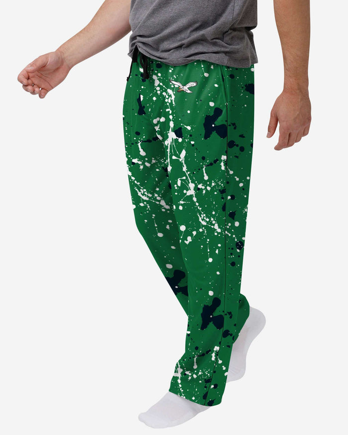 Philadelphia Eagles Kelly Green Paint Splatter Gameday Ready Lounge Pants FOCO S - FOCO.com