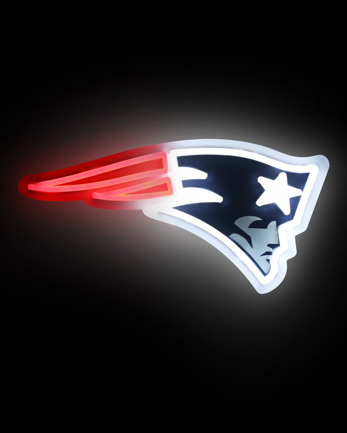 New England Patriots LED Neon Light Up Team Logo Sign FOCO - FOCO.com