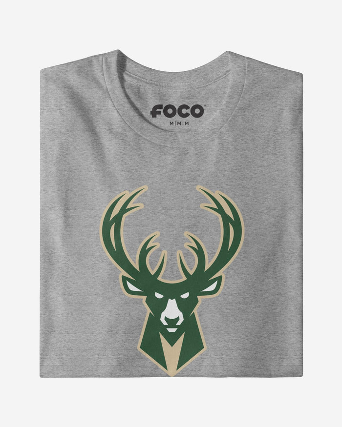 Milwaukee Bucks Primary Logo T-Shirt FOCO Forest S - FOCO.com