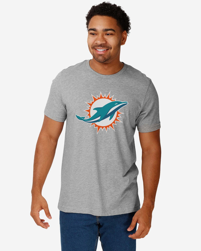 Miami Dolphins Primary Logo T-Shirt FOCO - FOCO.com