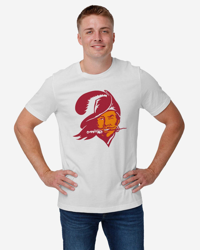 Tampa Bay Buccaneers 1976 Retro Logo T-Shirt FOCO - FOCO.com