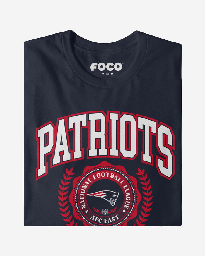 New England Patriots Team Crest T-Shirt FOCO - FOCO.com