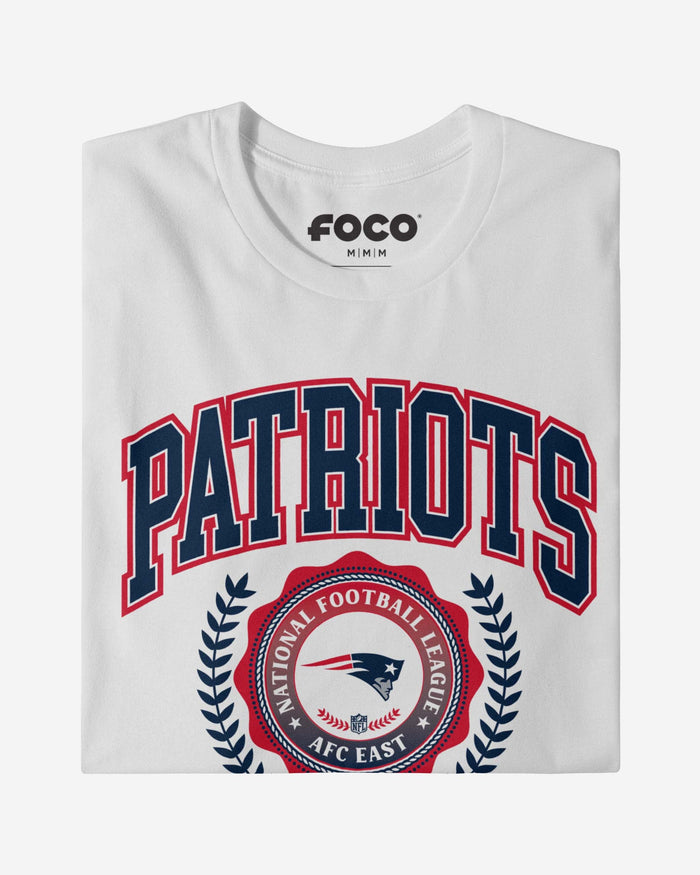 New England Patriots Team Crest T-Shirt FOCO - FOCO.com